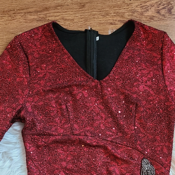 Red Evening Dress - Picture 4 of 9